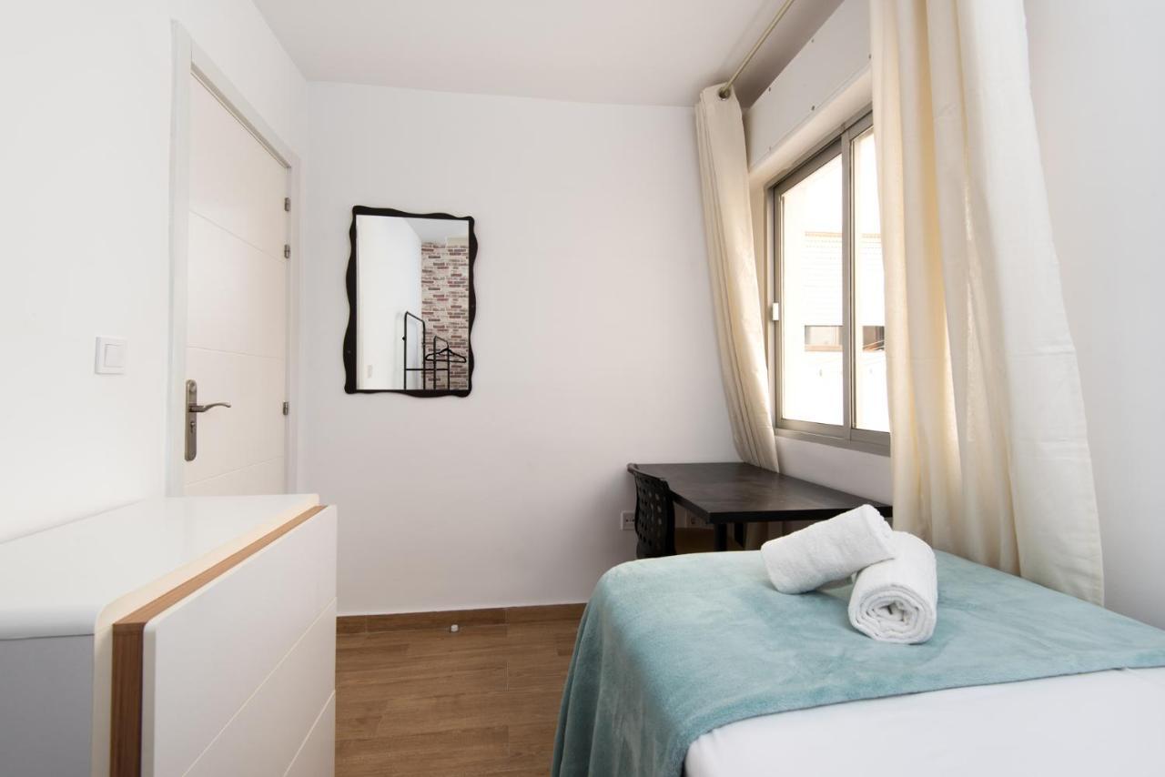 The 7Th Corner, Hugh Apartment Ideal For Groups Malaga Bagian luar foto
